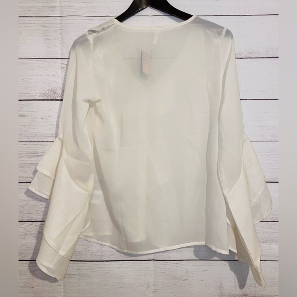 Women’s Roper Ruffle Top- Size Small - Picture 2 of 3